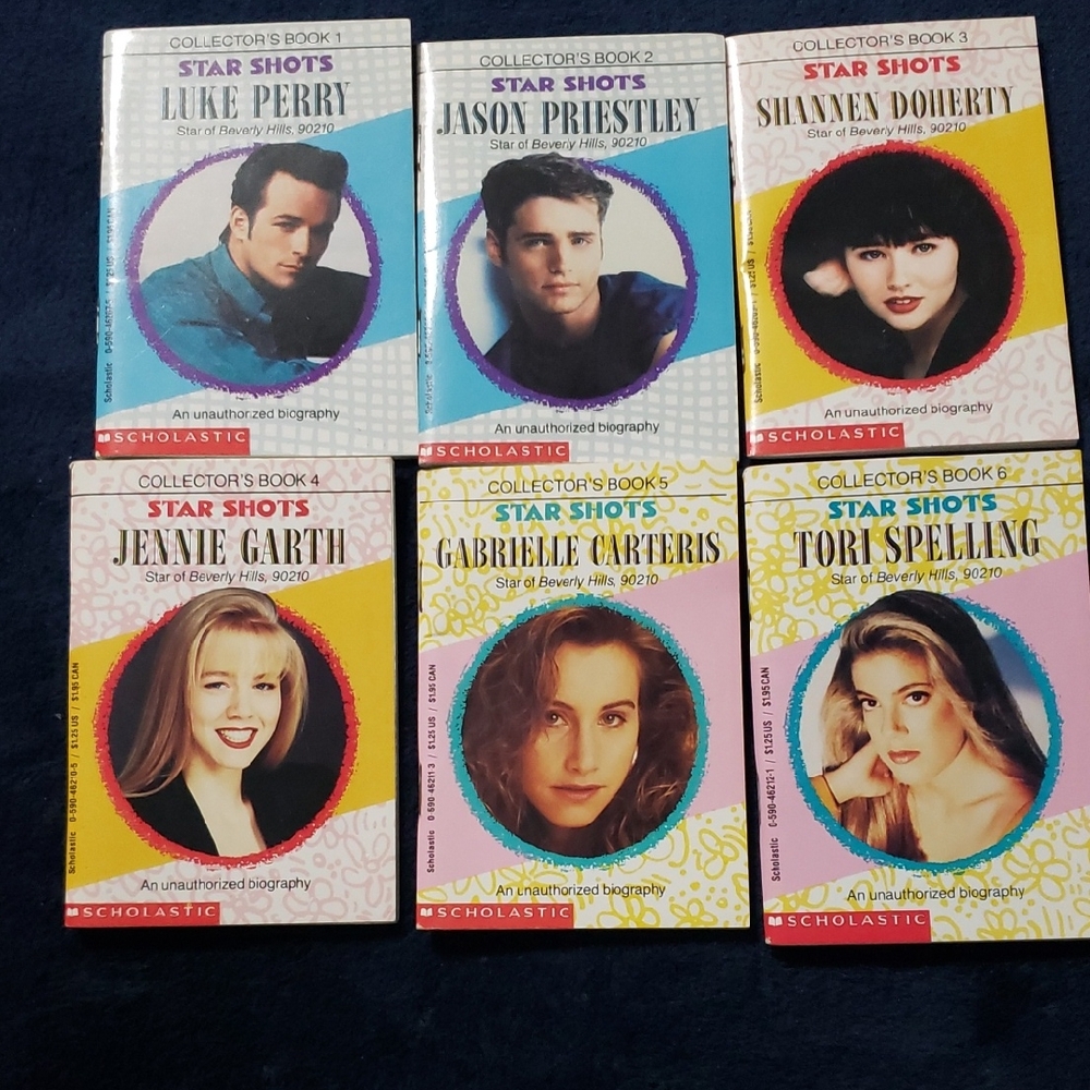 Scholastic Star Shots Collector's Books Set - Red, Blue, Yellow